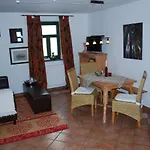 Mit Schwimmbad In Dargun Prázdninový dům