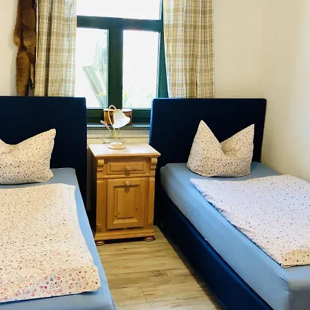 Mit Schwimmbad In Dargun Barlin