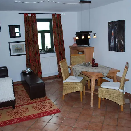 Mit Schwimmbad In Dargun Semesterbostad