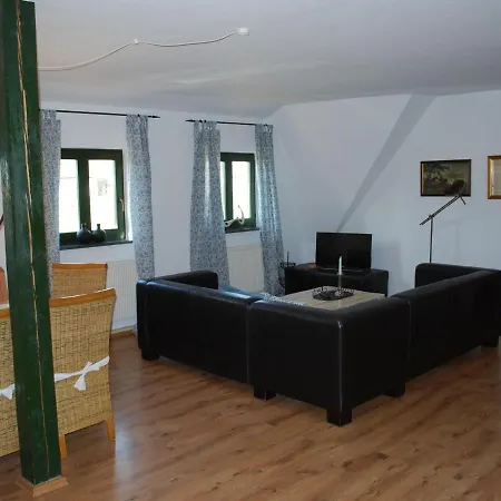 Mit Schwimmbad In Dargun *